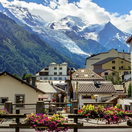L'aiguille Du Midi-7 By Interhome * Chamonix